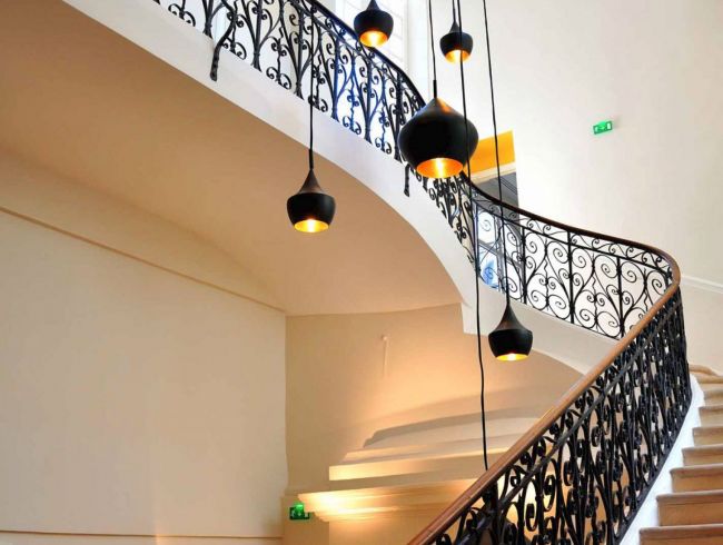PEINTURE & REVTEMENTS